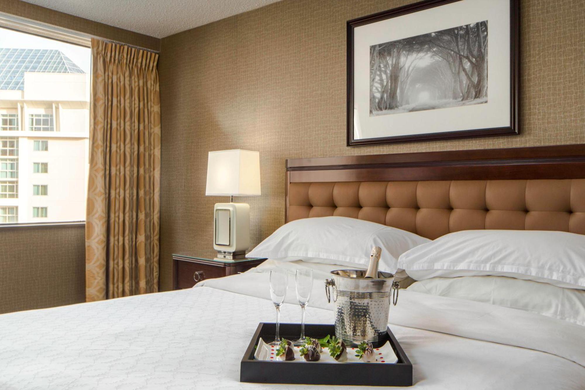 Sheraton Oklahoma City Downtown Hotel Екстер'єр фото